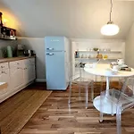 Geschmackvolle 65qm In Nrw Lägenhet