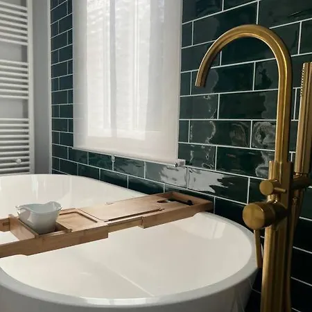 Geschmackvolle 65qm In Nrw Apartmán